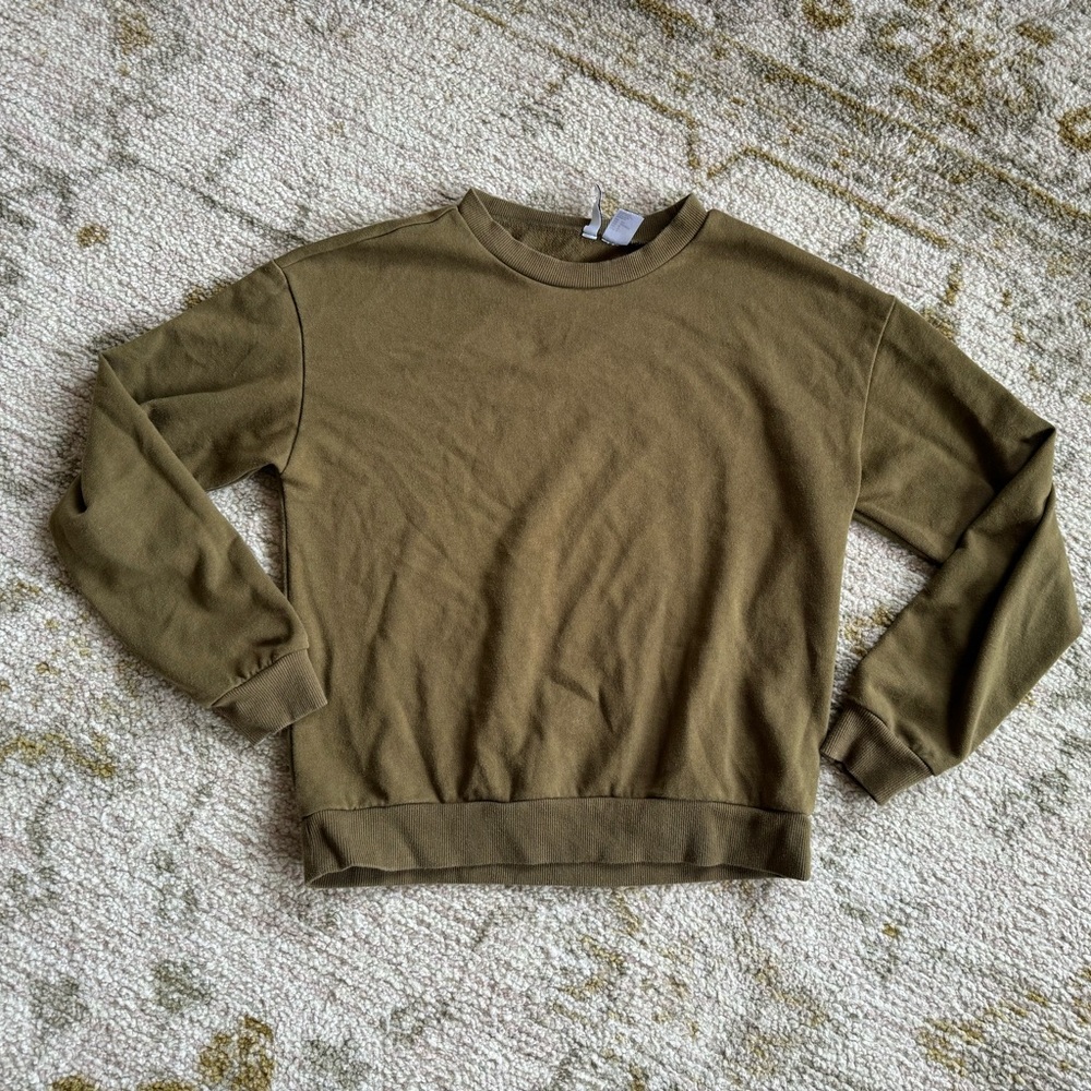 H&M sweater